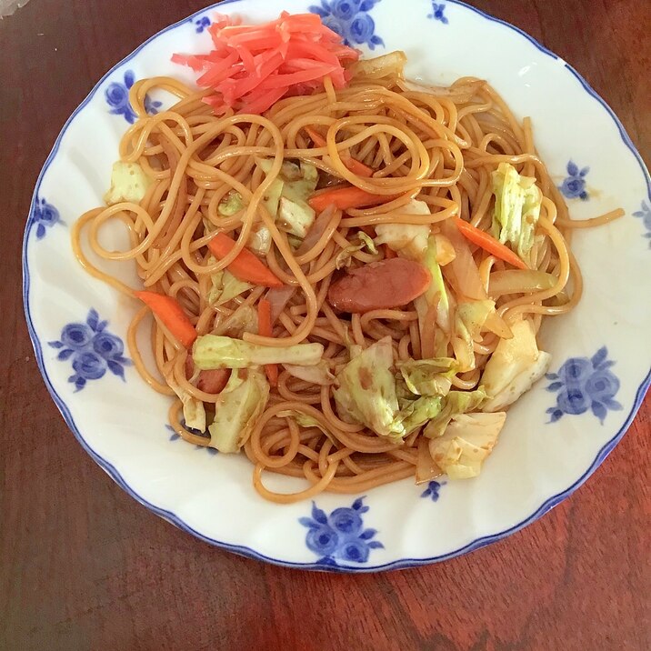 ウインナー焼きそば風スパゲティ。